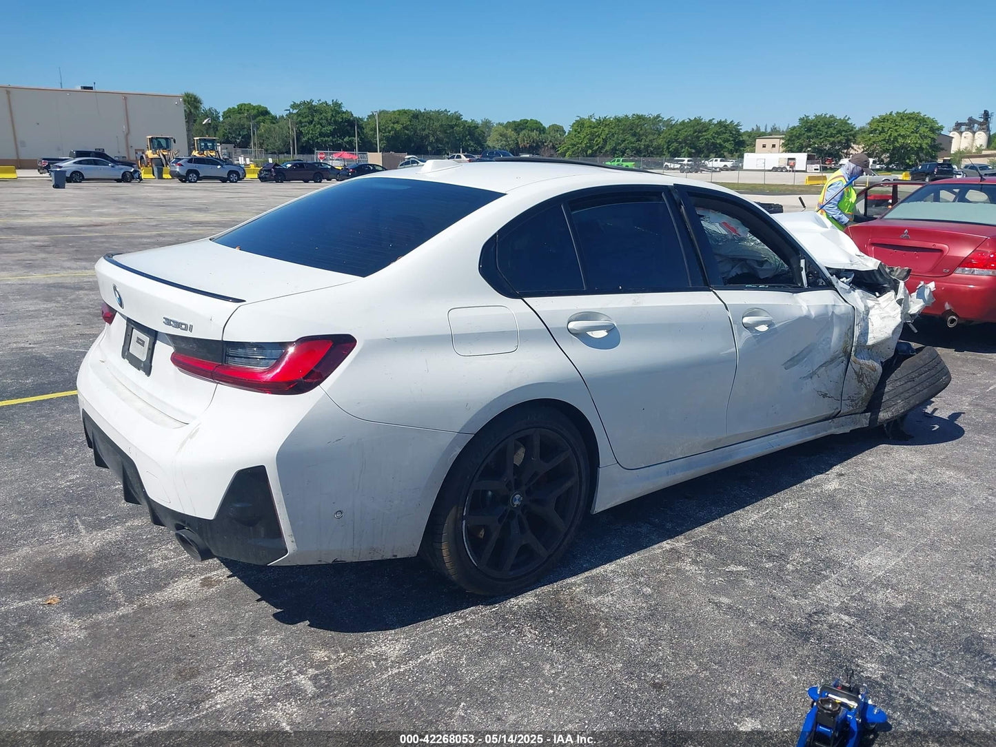 3MW69CW04S8F18319 - 2025 Bmw 3 series 330i