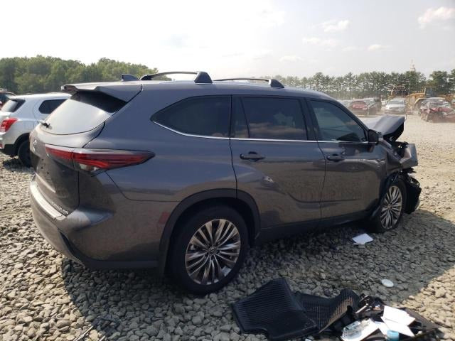 5TDKDRBH4RS548467 - 2024 Toyota highlander