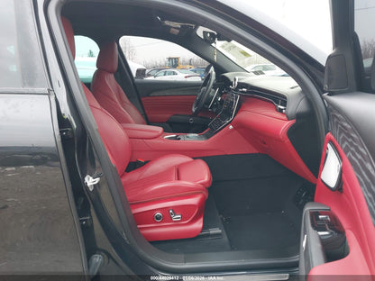 ZN682AVM6P7428895 - 2023 Maserati grecale modena